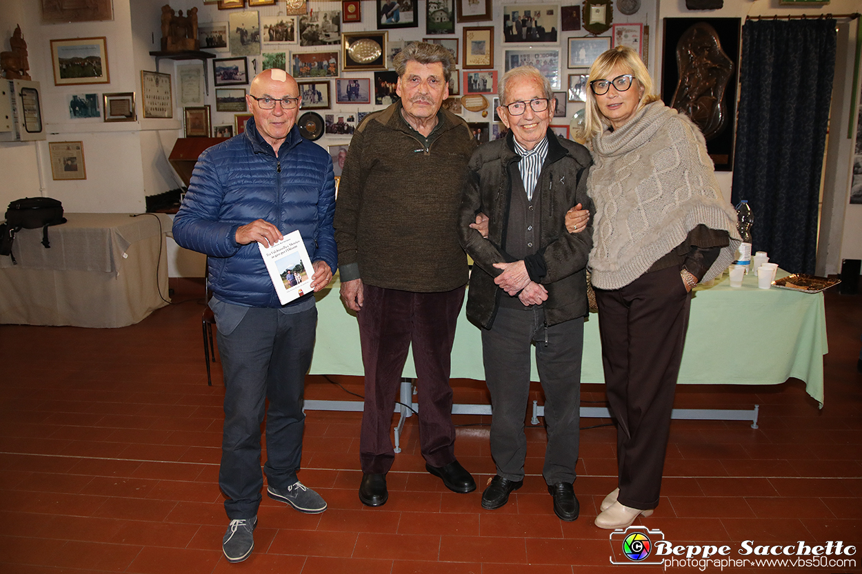 VBS_3112 - Presentazione libro 'Tra Valchiusella e Messico in giro per l'Olivetti' di Meuccio Bertarione.jpg